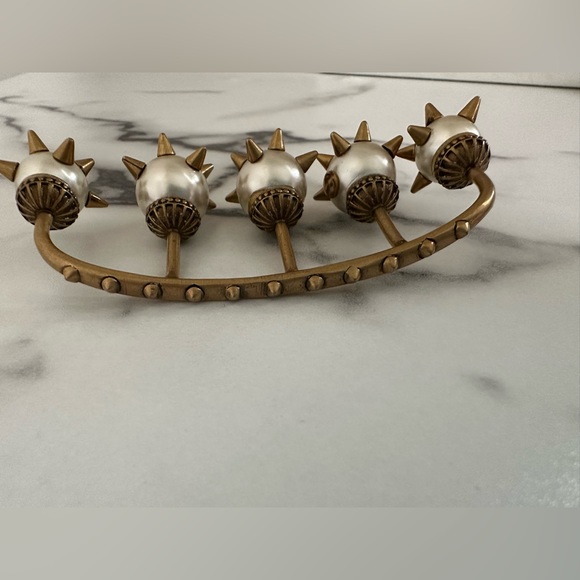 Gucci Multi-Finger Spike and Pearl Ring - Picture 7 of 15